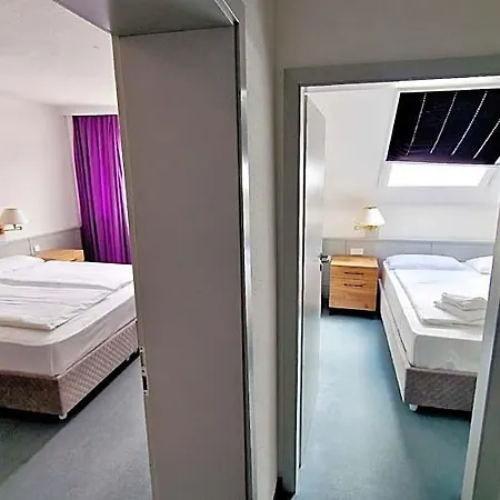 Ξενοδοχείο Werrapark Am Sommerberg 3*